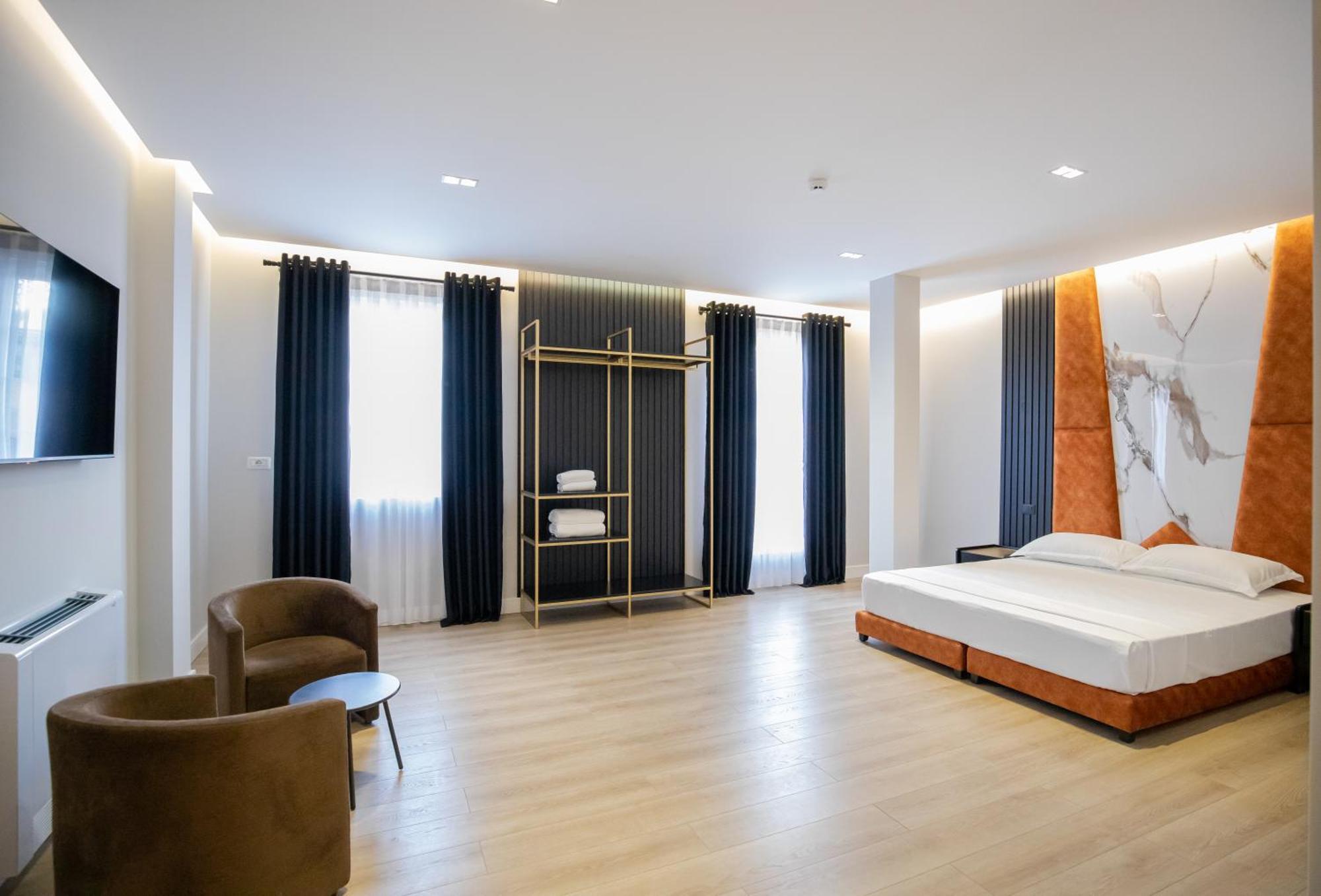 Oxygen Boutique Hotel Tirana Esterno foto